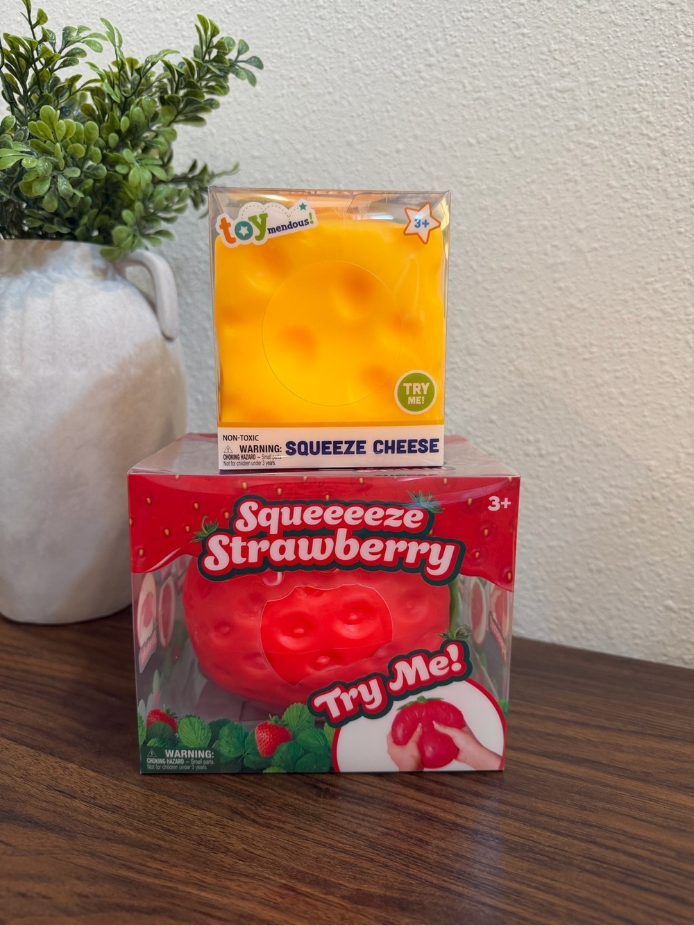 🍓🧀 Viral Squishy Sensory Toy Bundle – Brand New!
